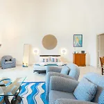 Palazzo - Seaview Дом отдыха *