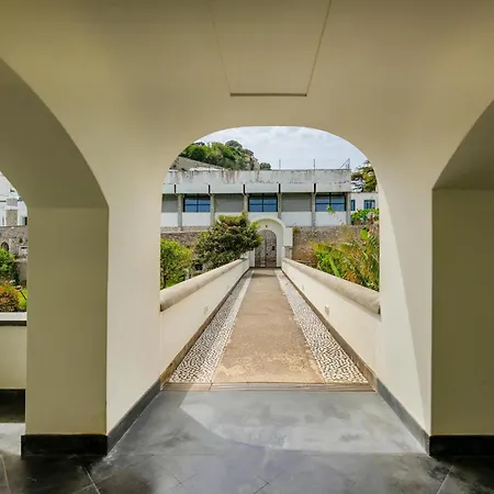 Palazzo - Seaview 度假居 *